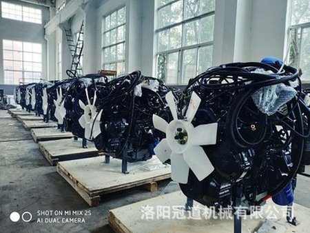 現貨供應洛陽壓路機配件，品質保證、 型號齊全、面向全國批發